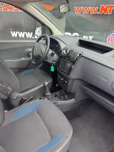 Sell Dacia Dokker 2015 - 12900 EUR, 223800 km - AUTO.MOTO.pt