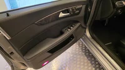 Vendo Mercedes-Benz CLS 250 2012 - 22500 EUR, 197255 km - AUTO.MOTO.pt