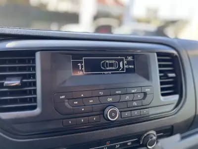 Vendo Peugeot Expert 2020 - 16500 EUR, 135000 km - AUTO.MOTO.pt