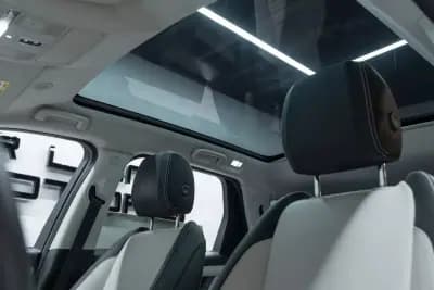 Vendo Land Rover Discovery Sport 2021 - 36950 EUR, 63000 km - AUTO.MOTO.pt