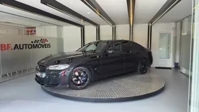 Vendo BMW 520 2020 - 36900 EUR, 140347 km - AUTO.MOTO.pt