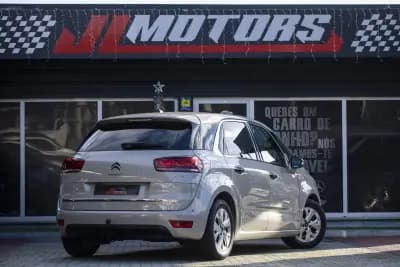 Sell Citroën C4 Picasso 2018 - 13900 EUR, 145077 km - AUTO.MOTO.pt