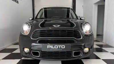 Vendo MINI Countryman 2011 - 12000 EUR, 195672 km - AUTO.MOTO.pt