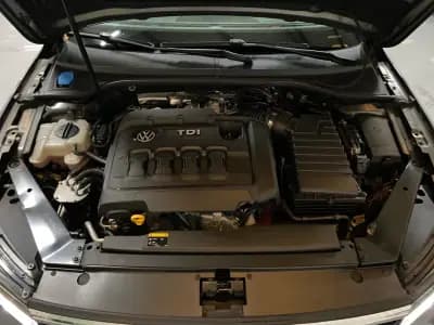 Vendo Volkswagen Passat Variant 2015 - 18950 EUR, 306000 km - AUTO.MOTO.pt