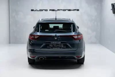 Vendo Renault Mégane Sport Tourer 2017 - 14950 EUR, 84000 km - AUTO.MOTO.pt