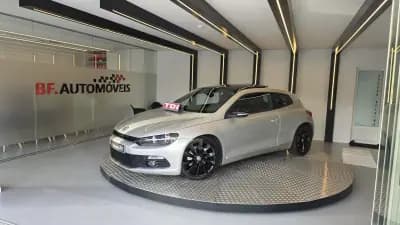 Vendo Volkswagen Scirocco 2010 - 10900 EUR, 289436 km - AUTO.MOTO.pt