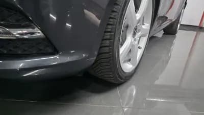 Vendo Mercedes-Benz SLK 250 2014 - 25990 EUR, 95000 km - AUTO.MOTO.pt