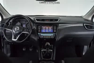 Sell Nissan Qashqai 2018 - 19450 EUR, 106000 km - AUTO.MOTO.pt