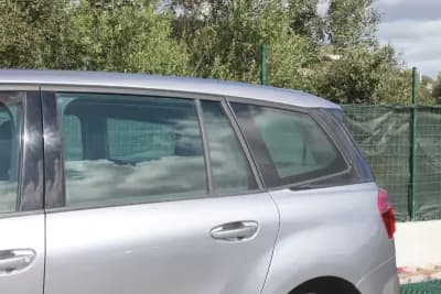 Sell Citroën C4 Grand Picasso 2017 - 12900 EUR, 175000 km - AUTO.MOTO.pt