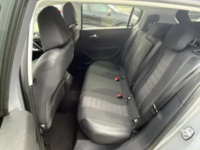 Sell Peugeot 308 2018 - 12990 EUR, 88000 km - AUTO.MOTO.pt