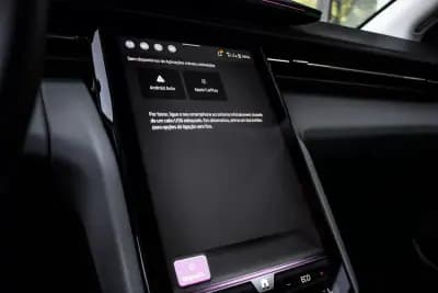 Vendo Ford Explorer 2024 - 39990 EUR, 15628 km - AUTO.MOTO.pt