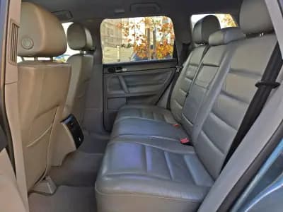 Vendo Volkswagen Touareg 2006 - 10500 EUR, 240000 km - AUTO.MOTO.pt
