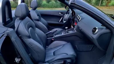 Sell Audi TT Roadster 2011 - 19500 EUR, 52000 km - AUTO.MOTO.pt