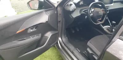 Sell Peugeot 208 2020 - 10950 EUR, 182000 km - AUTO.MOTO.pt