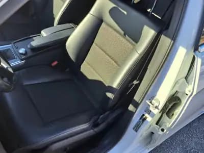 Sell Mercedes-Benz E 220 2014 - 18900 EUR, 213445 km - AUTO.MOTO.pt