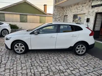 Sell Volvo V40 Cross Country 2014 - 13500 EUR, 149000 km - AUTO.MOTO.pt