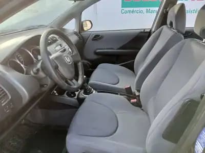 Sell Honda Jazz 2007 - 4950 EUR, 184974 km - AUTO.MOTO.pt