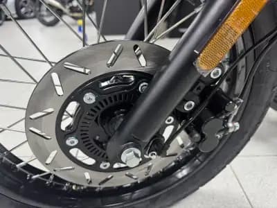 Vendo mota 2025 - 2790 EUR, 0 km - AUTO.MOTO.pt