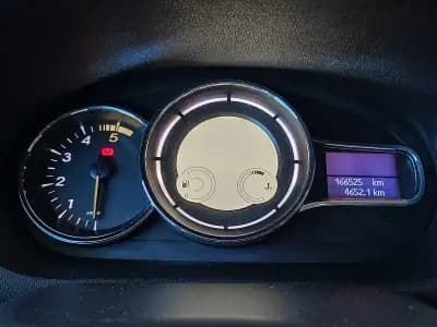 Vendo Renault Mégane Sport Tourer 2009 - 10450 EUR, 160000 km - AUTO.MOTO.pt