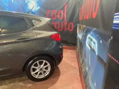 Vendo Ford Fiesta 2021 - 13999 EUR, 80000 km - AUTO.MOTO.pt