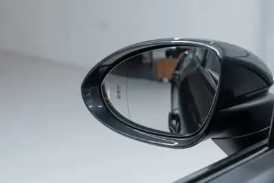 Sell Porsche Macan 2024 - 87950 EUR, 16000 km - AUTO.MOTO.pt