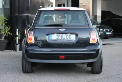 Vendo MINI 2006 - 6400 EUR, 252417 km - AUTO.MOTO.pt