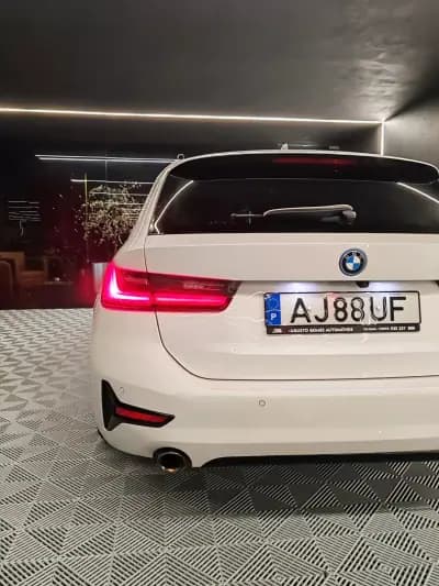 Vendo BMW 320 2021 - 28750 EUR, 142982 km - AUTO.MOTO.pt