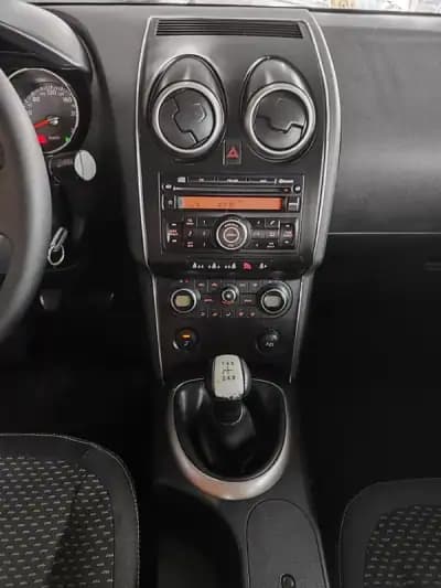 Vendo Nissan Qashqai 2010 - 6750 EUR, 250000 km - AUTO.MOTO.pt