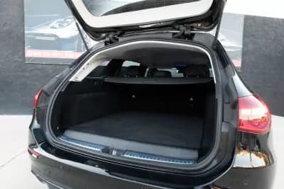 Sell Mercedes-Benz C 300 2023 - 38900 EUR, 60000 km - AUTO.MOTO.pt