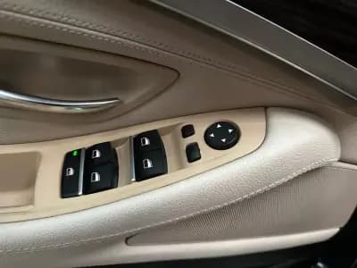 Sell BMW 530e 2014 - 18990 EUR, 209000 km - AUTO.MOTO.pt