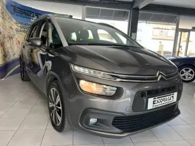 Vendo Citroën C4 Spacetourer 2019 - 15900 EUR, 125682 km - AUTO.MOTO.pt
