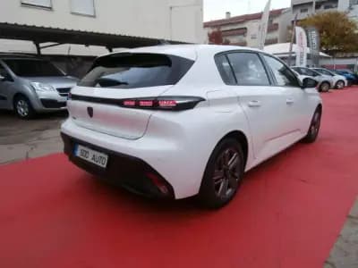 Vendo Peugeot 308 2022 - 22000 EUR, 118452 km - AUTO.MOTO.pt