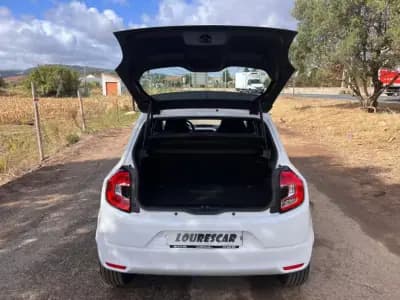 Vendo Renault Twingo 2022 - 15750 EUR, 11000 km - AUTO.MOTO.pt