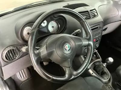 Vendo Alfa Romeo GT 2010 - 9990 EUR, 220177 km - AUTO.MOTO.pt