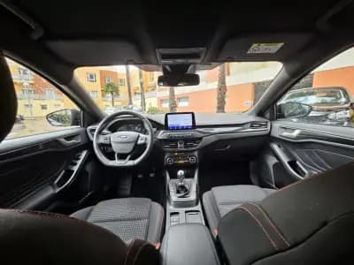 Sell Ford Focus SW 2021 - 19890 EUR, 20000 km - AUTO.MOTO.pt