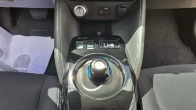 Vendo Nissan Leaf 2018 - 13500 EUR, 58000 km - AUTO.MOTO.pt