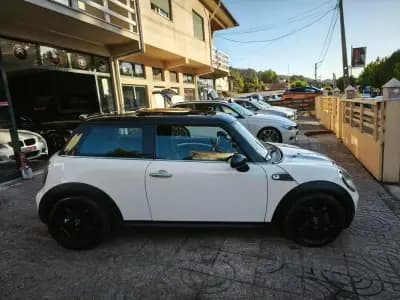 Vendo MINI 2008 - 8500 EUR, 180878 km - AUTO.MOTO.pt