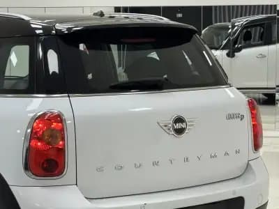 Vendo MINI Countryman 2015 - 13890 EUR, 149000 km - AUTO.MOTO.pt