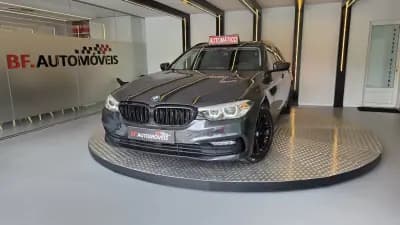 Vendo BMW 520 2018 - 23900 EUR, 284762 km - AUTO.MOTO.pt