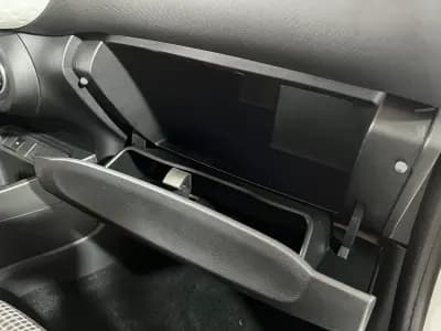 Vendo Renault Twingo 2022 - 13900 EUR, 6145 km - AUTO.MOTO.pt