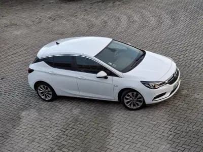 Vendo Opel Astra 2016 - 11000 EUR, 81600 km - AUTO.MOTO.pt