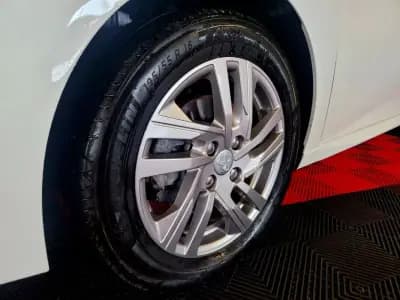 Vendo Peugeot 208 2020 - 21990 EUR, 16868 km - AUTO.MOTO.pt