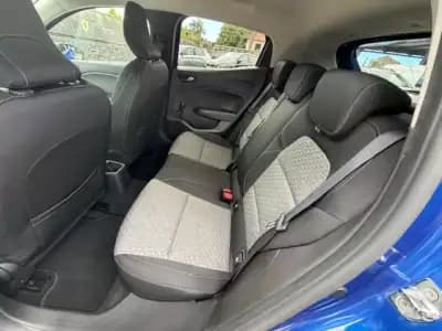 Vendo Renault Clio 2021 - 14500 EUR, 91360 km - AUTO.MOTO.pt