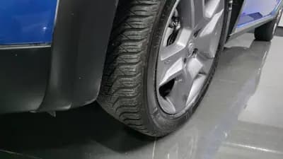 Vendo Dacia Sandero 2018 - 10990 EUR, 129000 km - AUTO.MOTO.pt