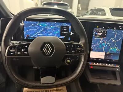 Vendo Renault Mégane E-Tech 2023 - 26950 EUR, 38315 km - AUTO.MOTO.pt