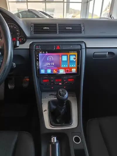 Vendo Audi A4 Avant 2006 - 7350 EUR, 292800 km - AUTO.MOTO.pt