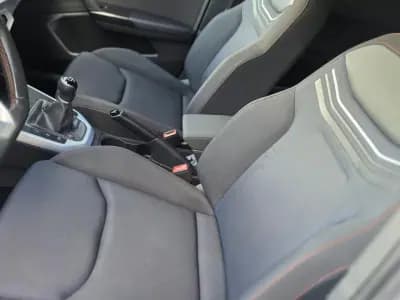 Sell SEAT Arona 2023 - 17750 EUR, 55000 km - AUTO.MOTO.pt