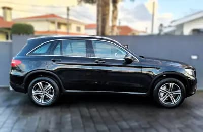 Vendo Mercedes-Benz GLC 220 2018 - 29950 EUR, 198985 km - AUTO.MOTO.pt