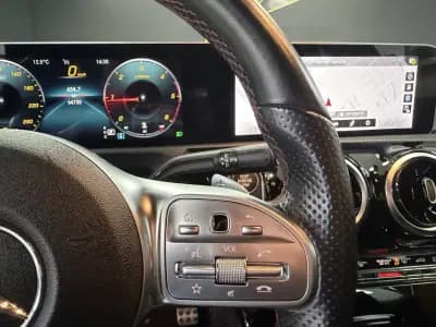 Vendo Mercedes-Benz A 180 2018 - 28000 EUR, 64735 km - AUTO.MOTO.pt