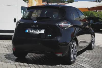Vendo Renault Zoe 2022 - 19880 EUR, 5620 km - AUTO.MOTO.pt